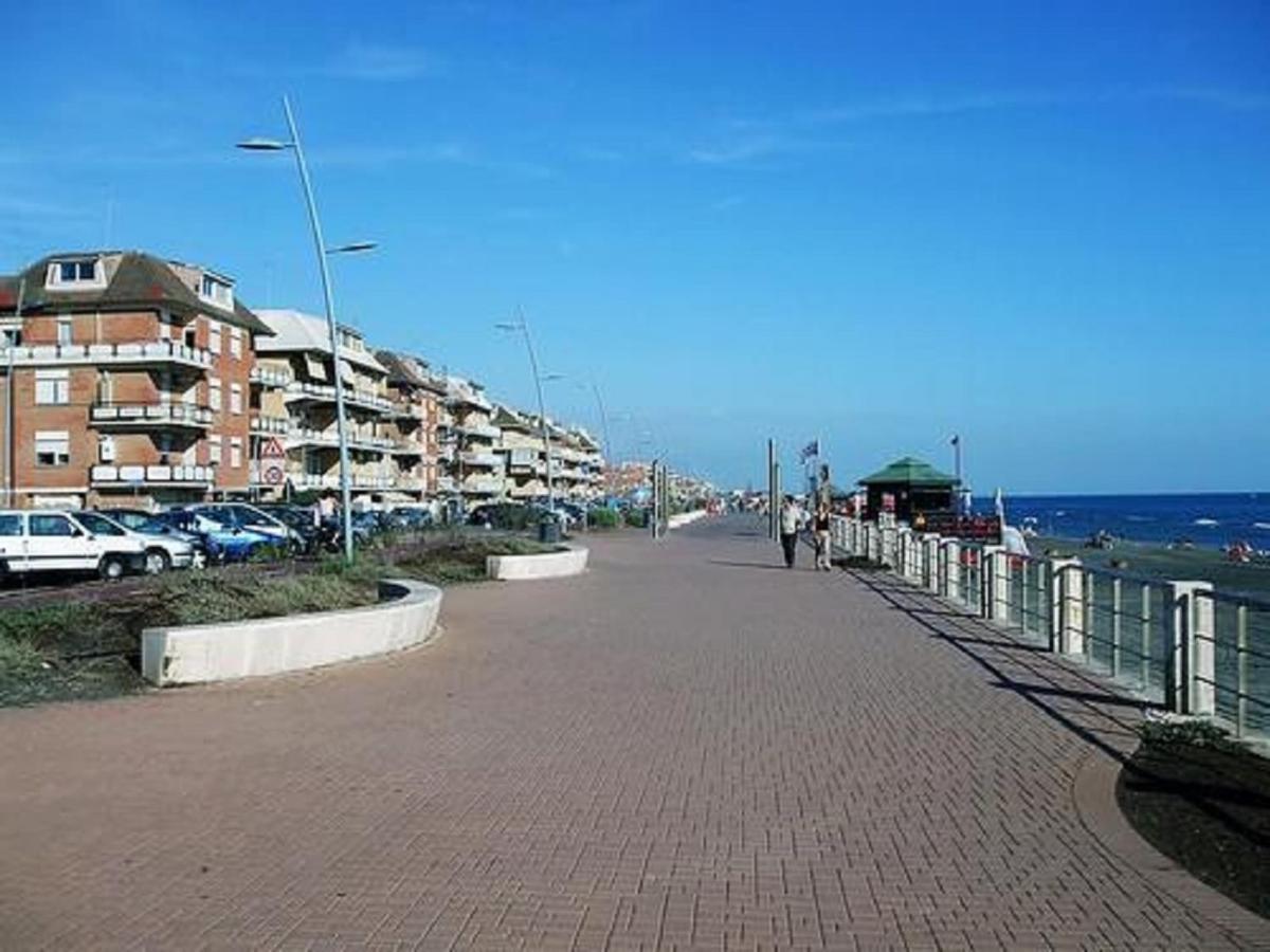 Blue Marine Di Ostia Lido di Ostia Exterior foto
